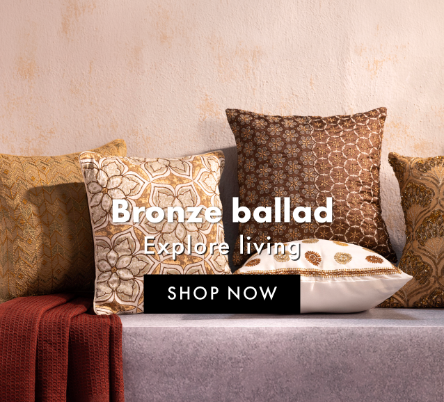 Box banner — Living